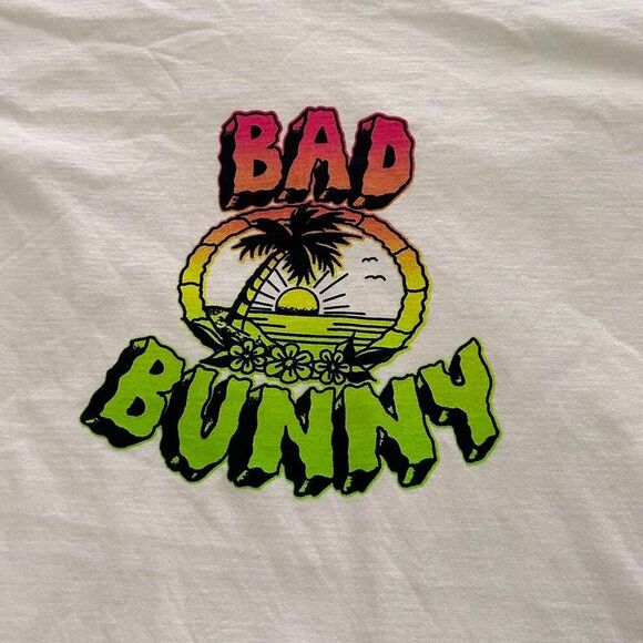 Bad Bunny 2022 un verano sin ti worlds hottest tour tee - white cotton medium - Picture 5 of 6
